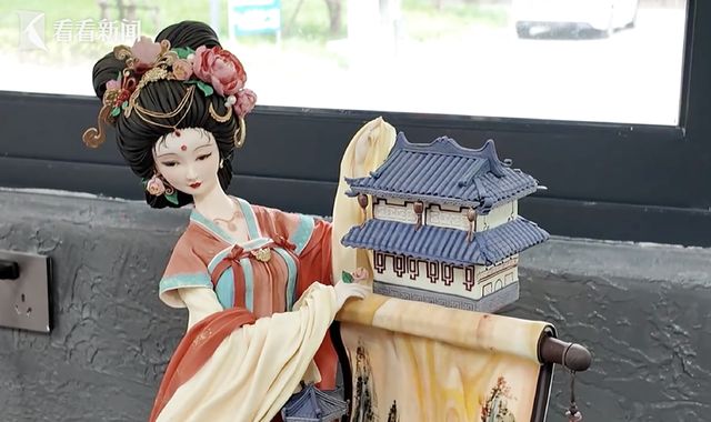 唐！上海姑娘翻糖艺术让老外叹服爱游戏app网站当翻糖遇见盛(图2)